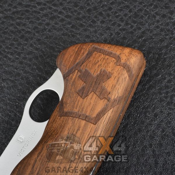Ніж складаний Victorinox Hunter Pro (130 мм), дерево, чохол 0.9410.63 1870744641 фото