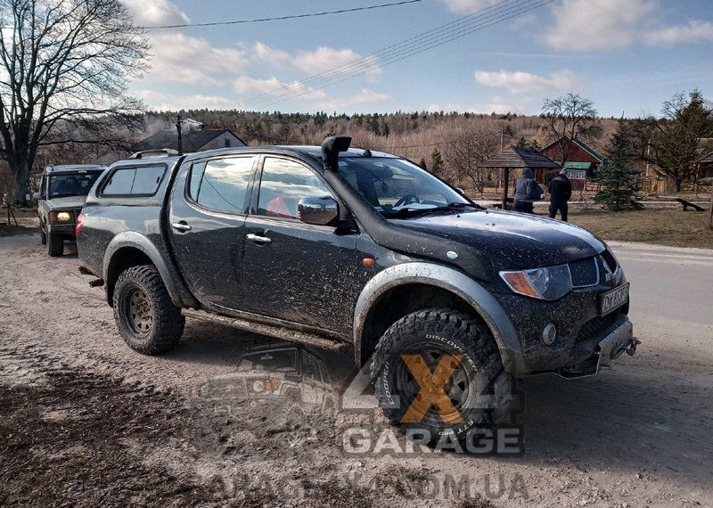 Шноркель Telawei для Mitsubishi L200 (2006-2015) з розширювальним бачком SMT661A фото