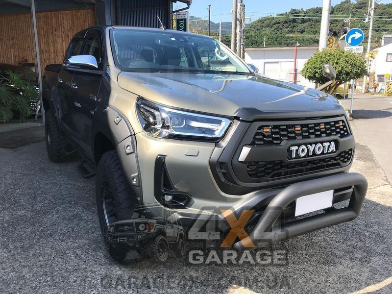 Пластикові фендера для Toyota Hilux 2020+ (розширювачі арок / ABS пластик) FF-THR20B фото
