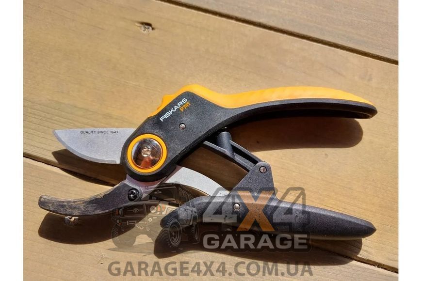 Контактный секатор Fiskars Plus P741 (1057171) 1057171 фото