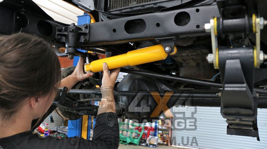 Демпфер рулевого управления OME Land Rover Defender OMESD32 фото