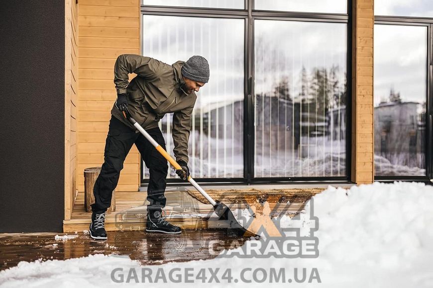 Лопата скрепер для снега Fiskars X-series (1057178) 1057178 фото