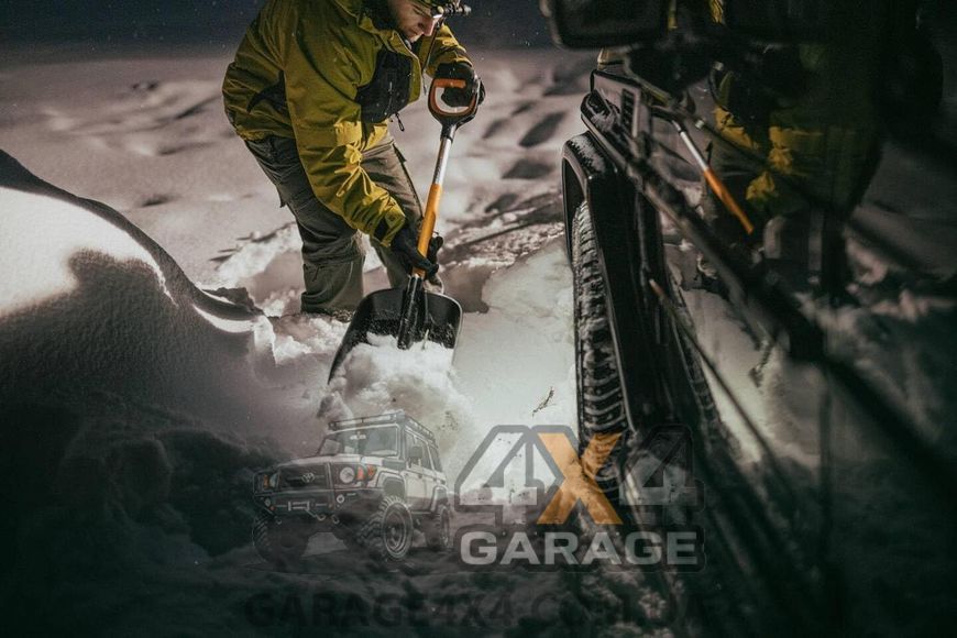 Автомобильная лопата для уборки снега Fiskars X-series (1057393) 1057393 фото
