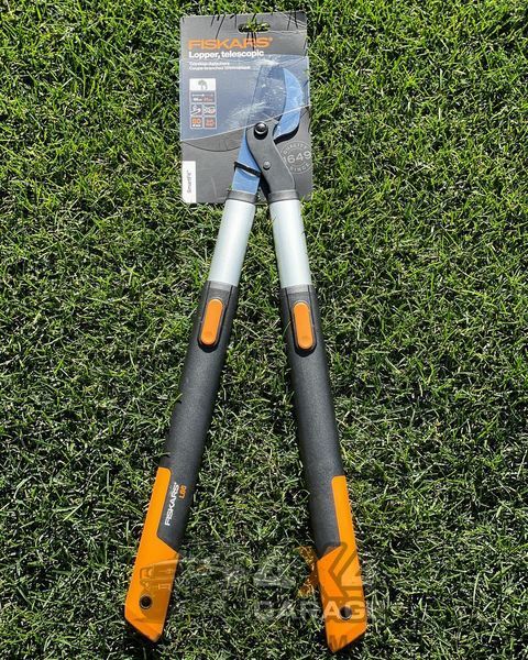 Профессиональный сучкорез с телескопическими ручками Fiskars SmartFit L86 (112500) 1013564 фото