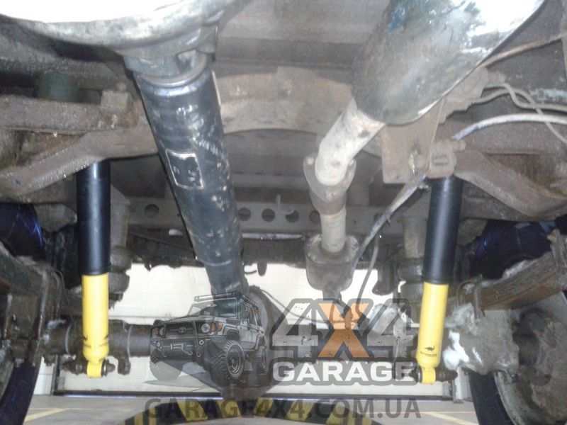 Подовжений задній амортизатор OME Nitrocharger Sport Nissan Patrol Y60 / Y61 60015L фото