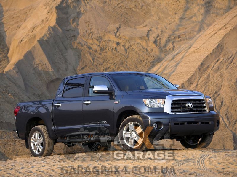 Задний перфорированный тормозной диск DBA Street Series X Gold для Toyota Tundra (2005 - 2016) DBA2723EX фото