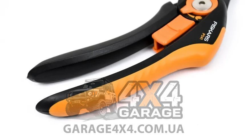 Площинний садовий секатор Fiskars SmartFit P541 (1057169) 1057169 фото