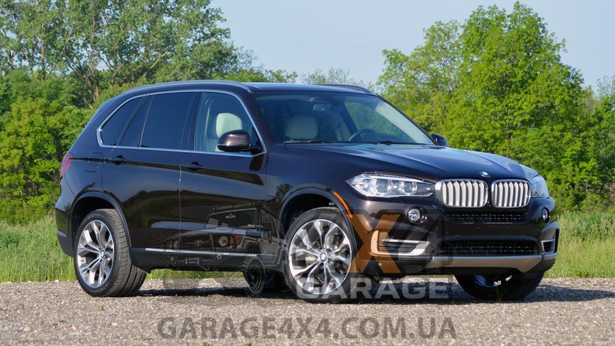 Передние тормозные колодки HAWK Performance Ceramic для BMW X5 / BMW X6 (2007-2019) HB708Z.738 фото
