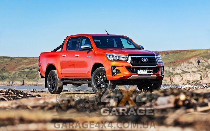Вентильований передній перфорований гальмівний диск DBA Street Series X Gold для Toyota Hilux 2015+ DBA2716X фото