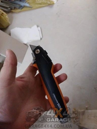 Нож для гипсокартона Fiskars Pro CarbonMax (1027226) 1027226 фото