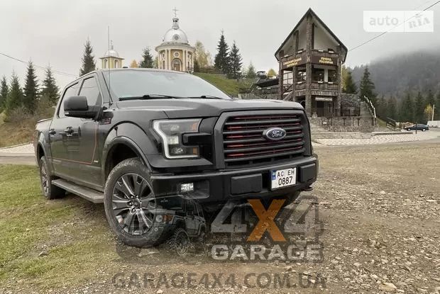 Задні гальмівні колодки HAWK LTS для Ford F-150 (2012 - 2021) HB772Y.654 фото
