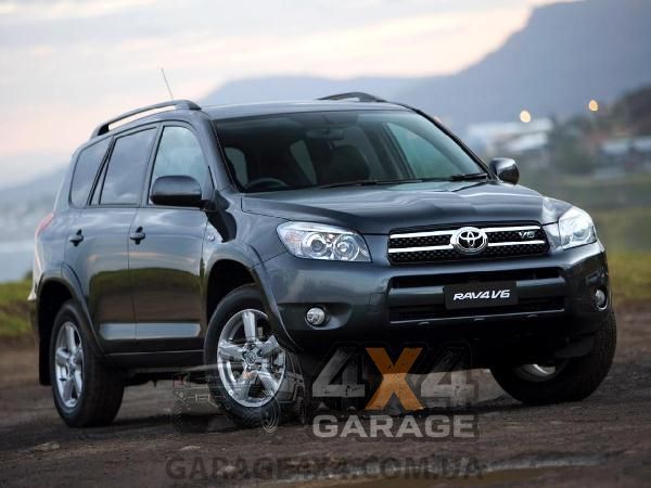 Усиленный задний тормозной диск DBA T2 Slot для Toyota RAV4 (2005-2015) DBA2745S фото