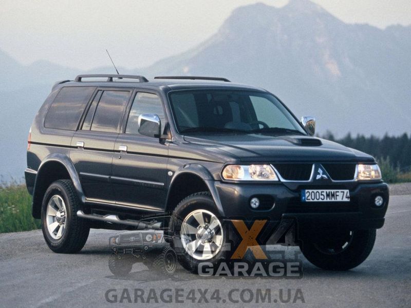Передние тормозные колодки HAWK HPS для Mitsubishi Pajero Sport 1 (2001-2008) HB214F.618 фото