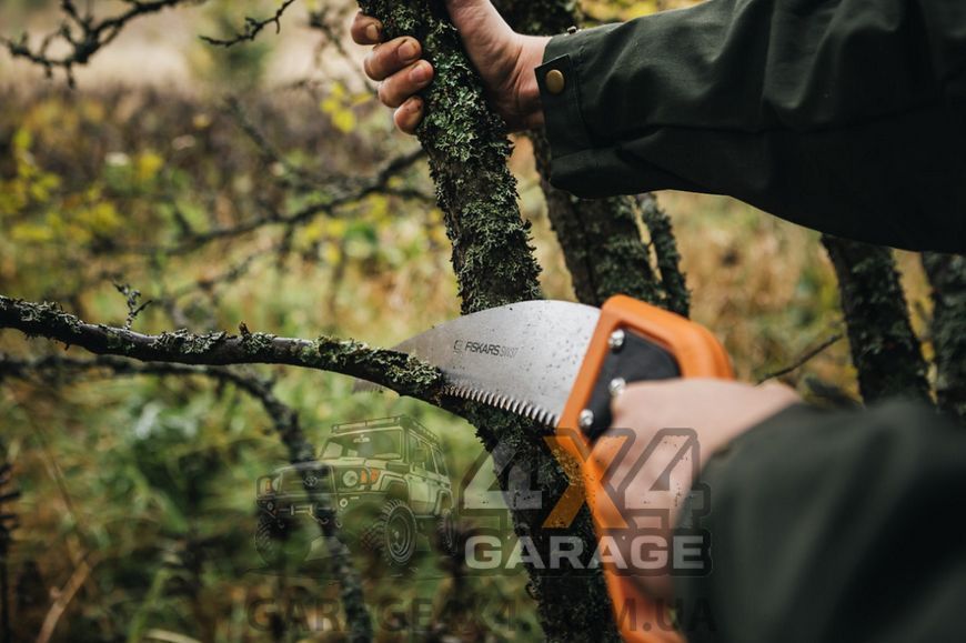 Компактная садовая пила Fiskars SW37 (1028374) 1028374 фото