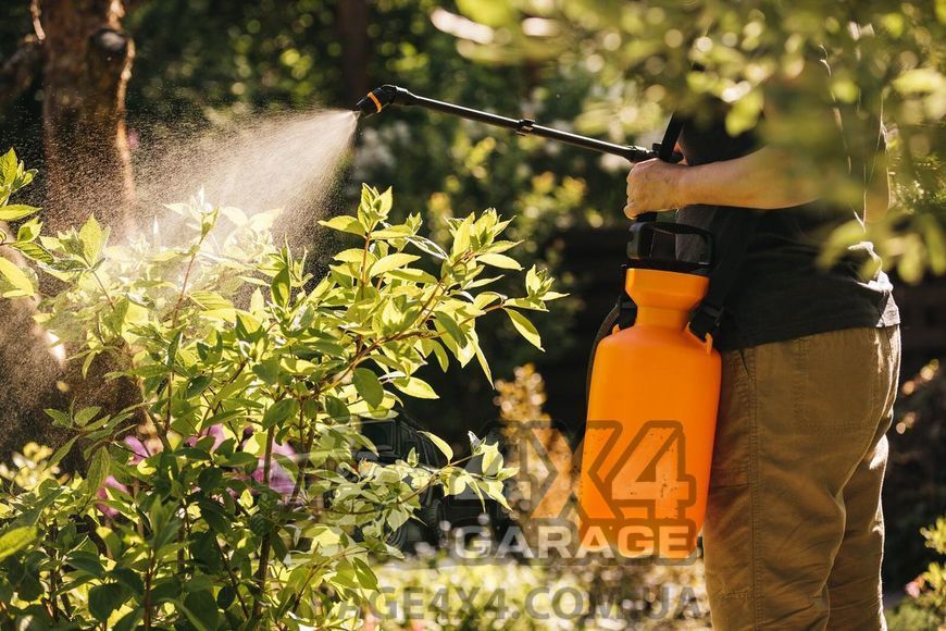 Ручной садовый опрыскиватель Fiskars 5л (1025934) 1025934 фото