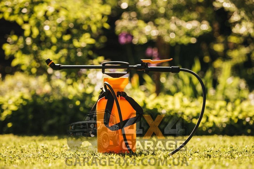 Ручной садовый опрыскиватель Fiskars 5л (1025934) 1025934 фото