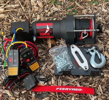 Лебедка для квадроцикла FieryRed 3000 (12 Вольт / Синтетика / 1360 кг) FR3000SR фото