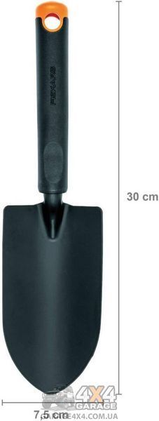 Cадовая лопатка Fiskars Ergo 1027017 (металлическая) 1027017 фото