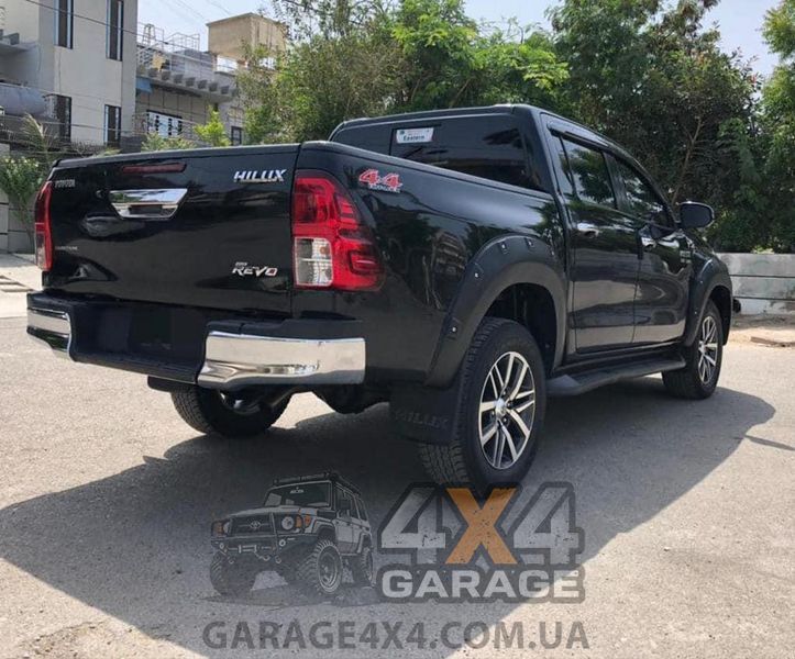 Пластикові фендера для Toyota Hilux Revo 2016-2020 (розширювачі арок / ABS пластик) FF-THR15B фото