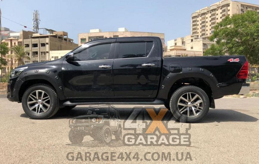 Пластикові фендера для Toyota Hilux Revo 2016-2020 (розширювачі арок / ABS пластик) FF-THR15B фото