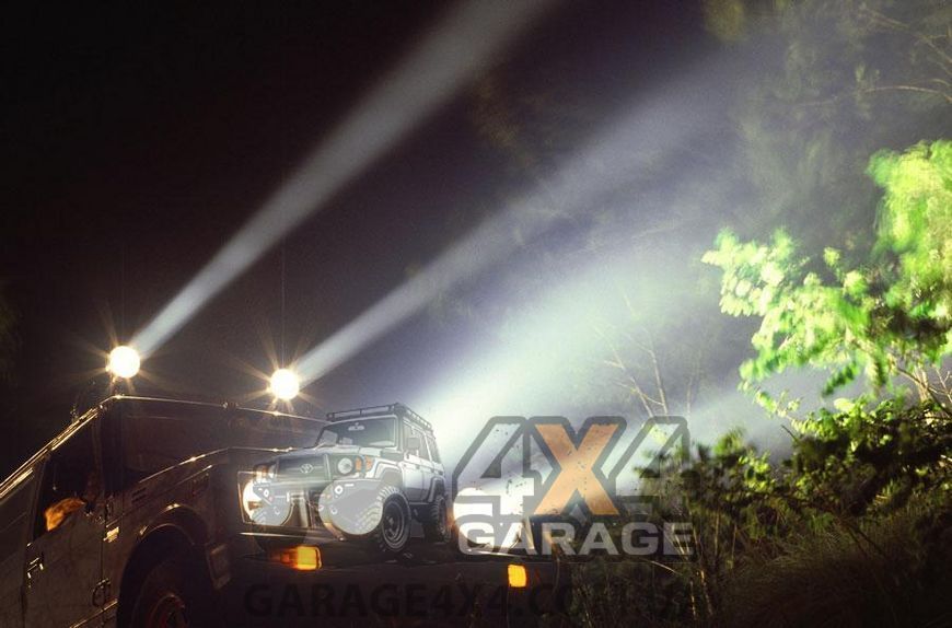 Світлодіодна фара-шукач наддальнього світла IPF BAJA Laser (130 Вт) IPF 9061 фото