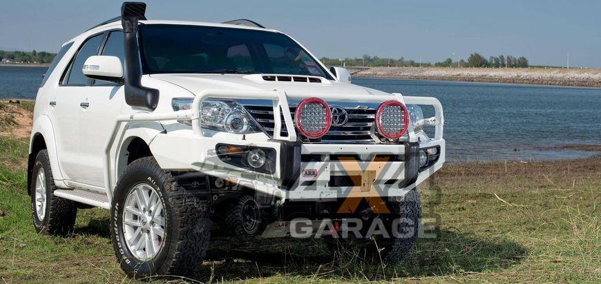 Комплект усиленных задних пружин OME +200кг для Toyota Fortuner 2005-2015 OME2803 фото