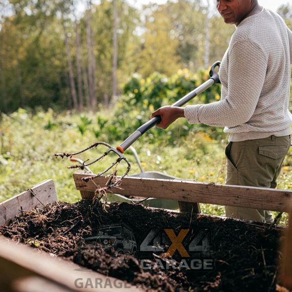 Профессиональные вилы для компоста Fiskars Ergonomic 1070678 (137 см) 1070678 фото
