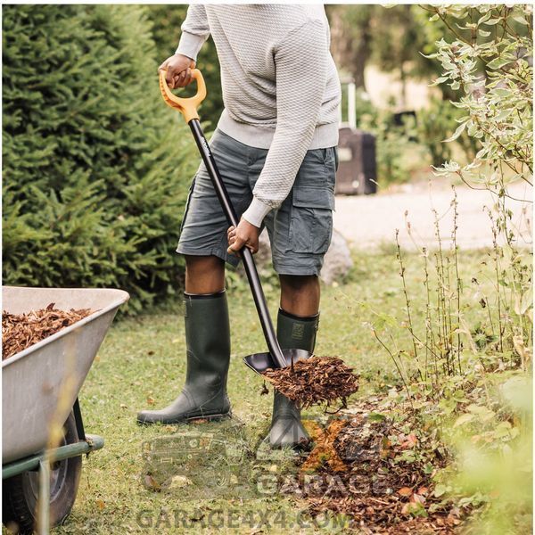 Универсальная совковая лопата Fiskars Solid 1066718 (127 см) 1066718 фото