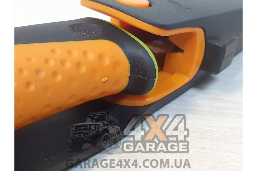 Нож Fiskars для тяжелых работ с чехлом-точилкой (1023619) 1023619 фото