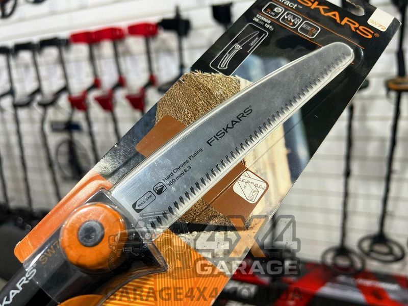 Складная туристическая пила для обрезки веток Fiskars Xtract SW72 (1000612) 1000612 фото