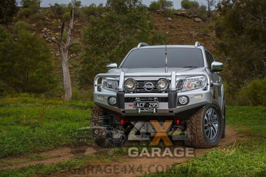 Усиленный комплект подвески Old Man Emu Sport Nissan Navara 2015 - н.в. (рессорная подвеска) 3101, EL083R, OMEGS24, OM фото