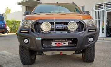 Передний защитный бампер Stealthbar для Ford Ranger 2015 - н.в. (LED поворотники и габариты) SA180BL183KIT фото
