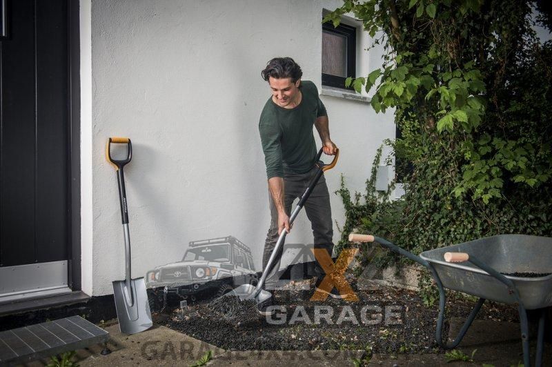 Прямая лопата для копа Fiskars Xact 131480 (М) 1003682 фото