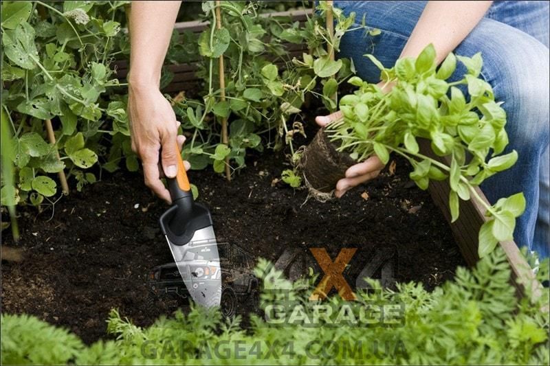 Садовая лопатка для посадки и пересадки растений Fiskars Premium 1000726 1000726 фото