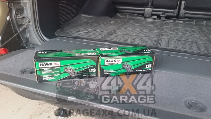 Передние тормозные колодки HAWK LTS для Toyota Land Cruiser 200 / Lexus LX570 (Ферро-карбон) HB589Y.704 фото