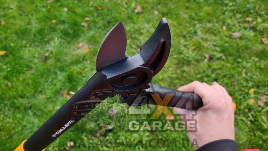 Малий контактний гілкоріз Fiskars PowerGear L31 (1000581)