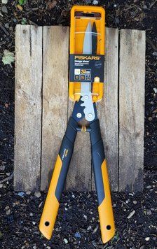 Ножницы для живой изгороди Fiskars PowerGear X HSX92 (1023631) 1023631 фото