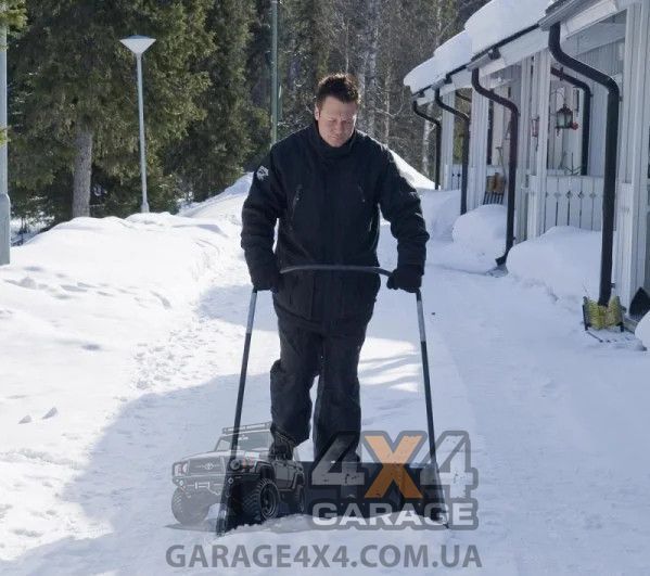 Скрепер-волокуша Fiskars Professional Snow (1001631)