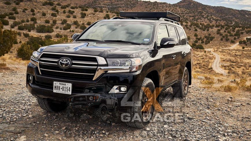 Задний перфорированный тормозной диск DBA Street Series X Gold для Toyota Land Cruiser 200 (2007 - н.в.) DBA2723EX фото