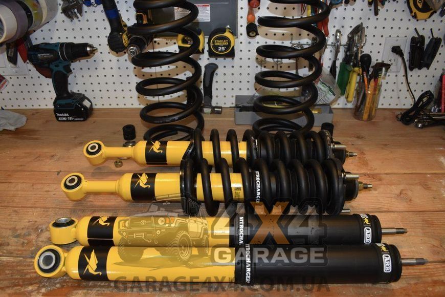 Усиленный комплект подвески OME Nitrocharger PLUS Toyota 4Runner 2010- 4007, 93010 (2шт), UCA000 фото