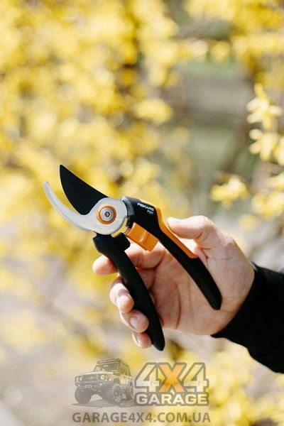 Площинний секатор Fiskars Solid P321 (1057162) 1057162 фото