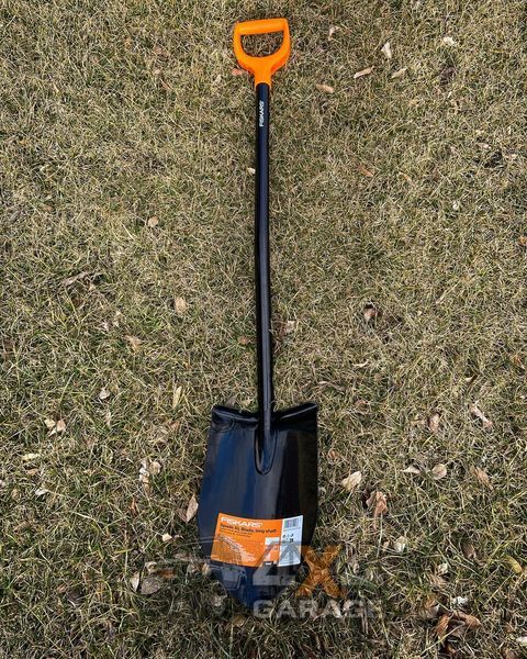 Профессиональная штыковая лопата Fiskars Solid XL (Удлиненная / Высокоуглеродистая сталь) 1067517 фото