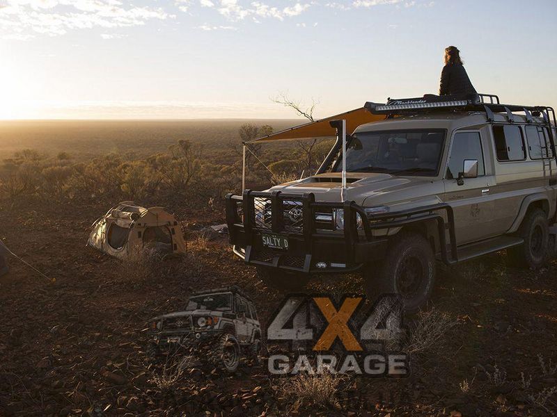 Світлодіодна балка дальнього світла на дах автомобіля Lazerlamps Triple-R 24 (1125 мм/270 Вт) 00R24-B фото