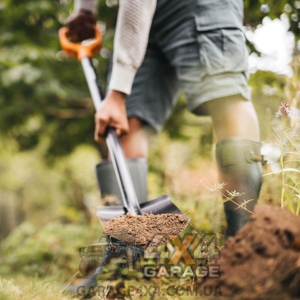 Профессиональная штыковая лопата для копа Fiskars Solid 131413 (1003455 / 1066716) 1066716 / 131413 фото
