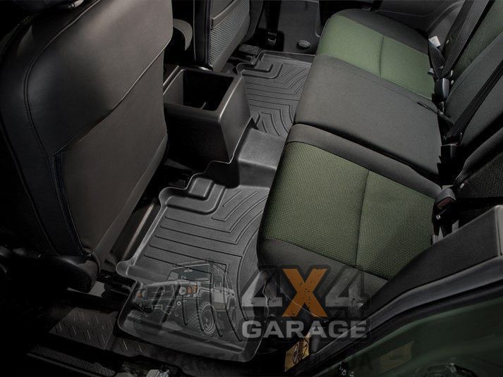 Задні брудозахисні килимки WeatherTech в салоні Toyota FJ Cruiser 07+ (Чорні) 443112 фото