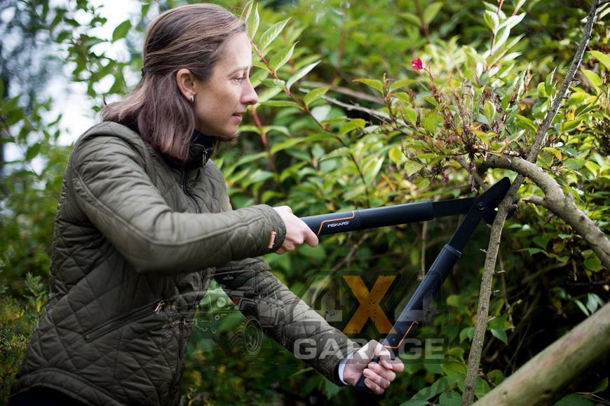 Малый плоскостной сучкорез Fiskars SingleStep (S) L28 112160 с загнутыми лезвиями 1001432 фото