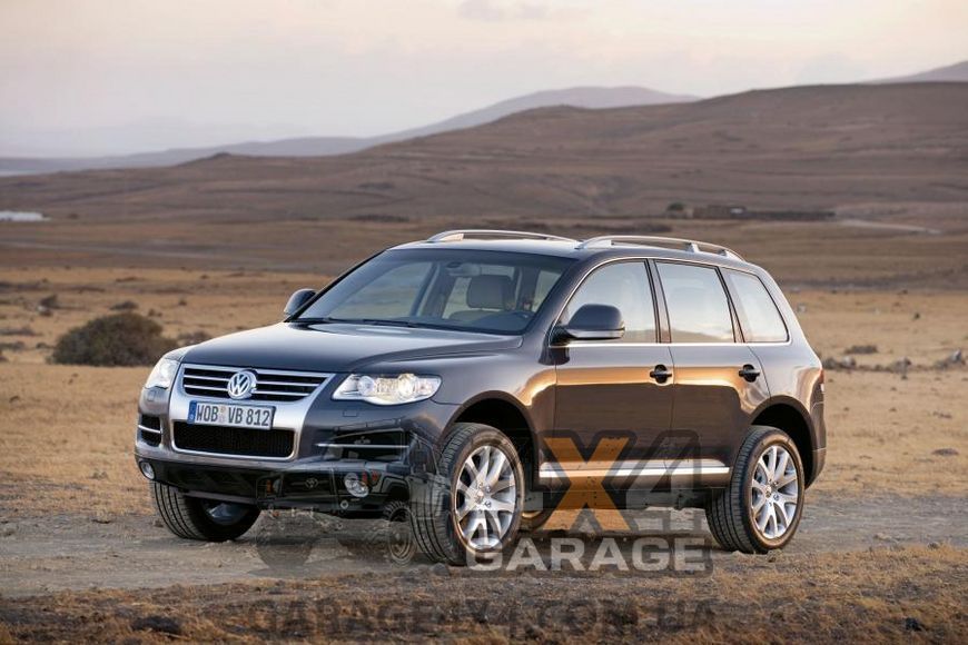 Передние тормозные колодки HAWK Performance Ceramic для Volkswagen Touareg 2006-2017 (Керамические) HB632Z.586 фото