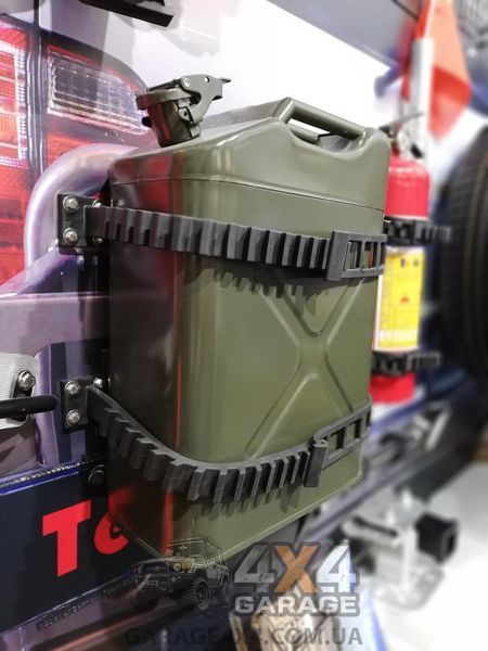 Универсальное резиновое крепление QUICK FIST XL Clamp: для канистры и огнетушителя 60060 фото