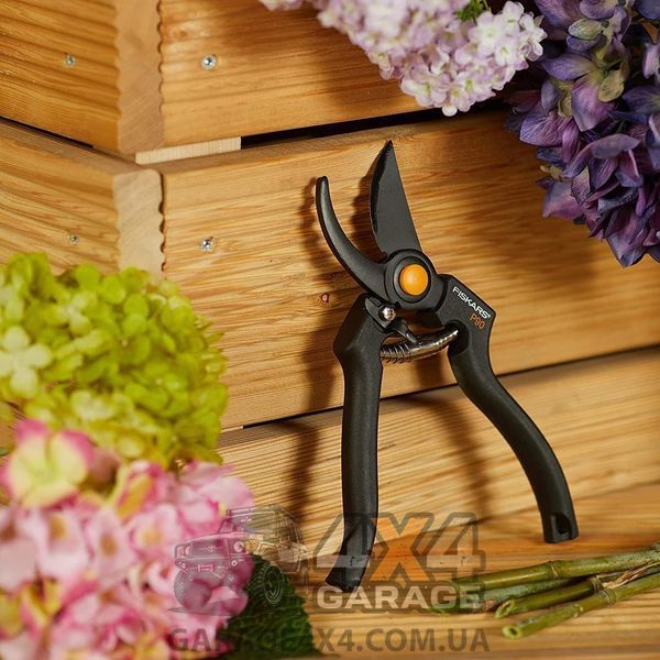 Профессиональный садовый секатор Fiskars P90 (1001530) 1001530 фото