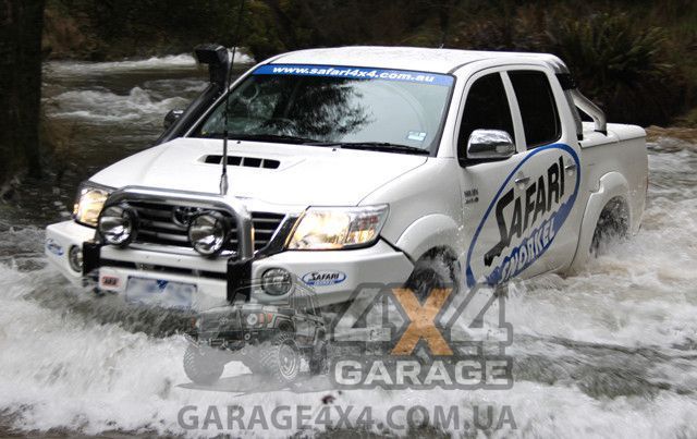 Шноркель Safari для Toyota Hilux 2011-2015 (SS122HF) SS122HF фото
